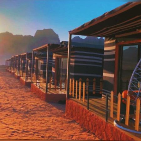 Hotel Royal Luxury Camp Wadi Rum Exteriér fotografie